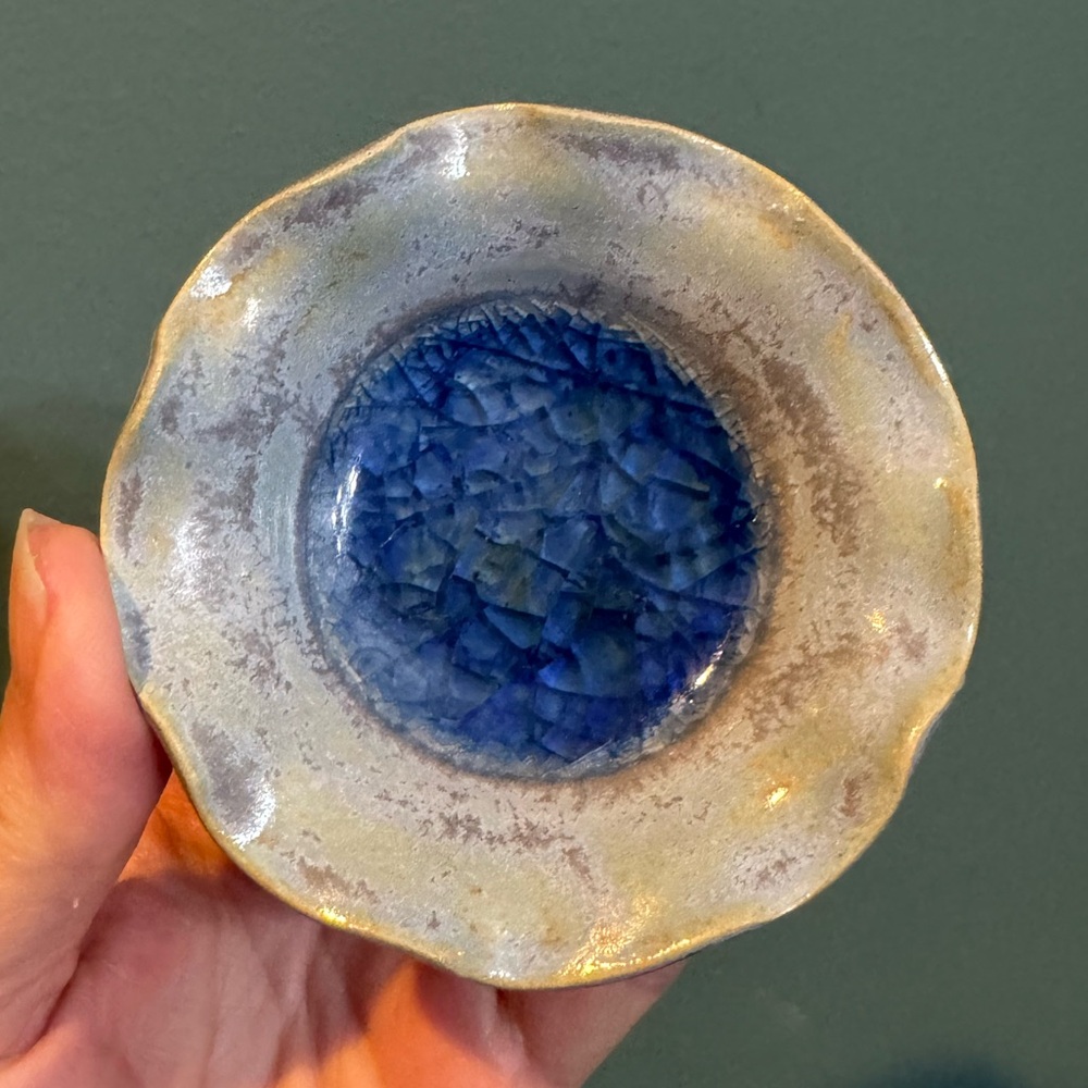 Art Pottery Glazed Scalloped Ring Trinket Dish W/ Crackle Glass Made In The USA